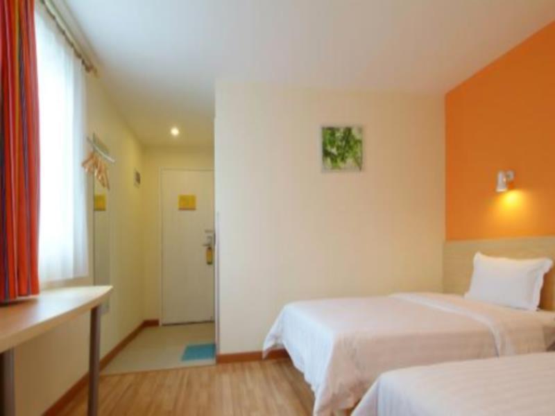 7Days Inn Guiyang Normal University Exterior photo